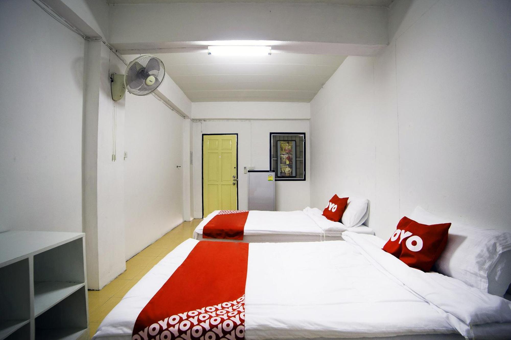 Oyo 560 Chang Hostel Suvarnabhumi Банкок Екстериор снимка