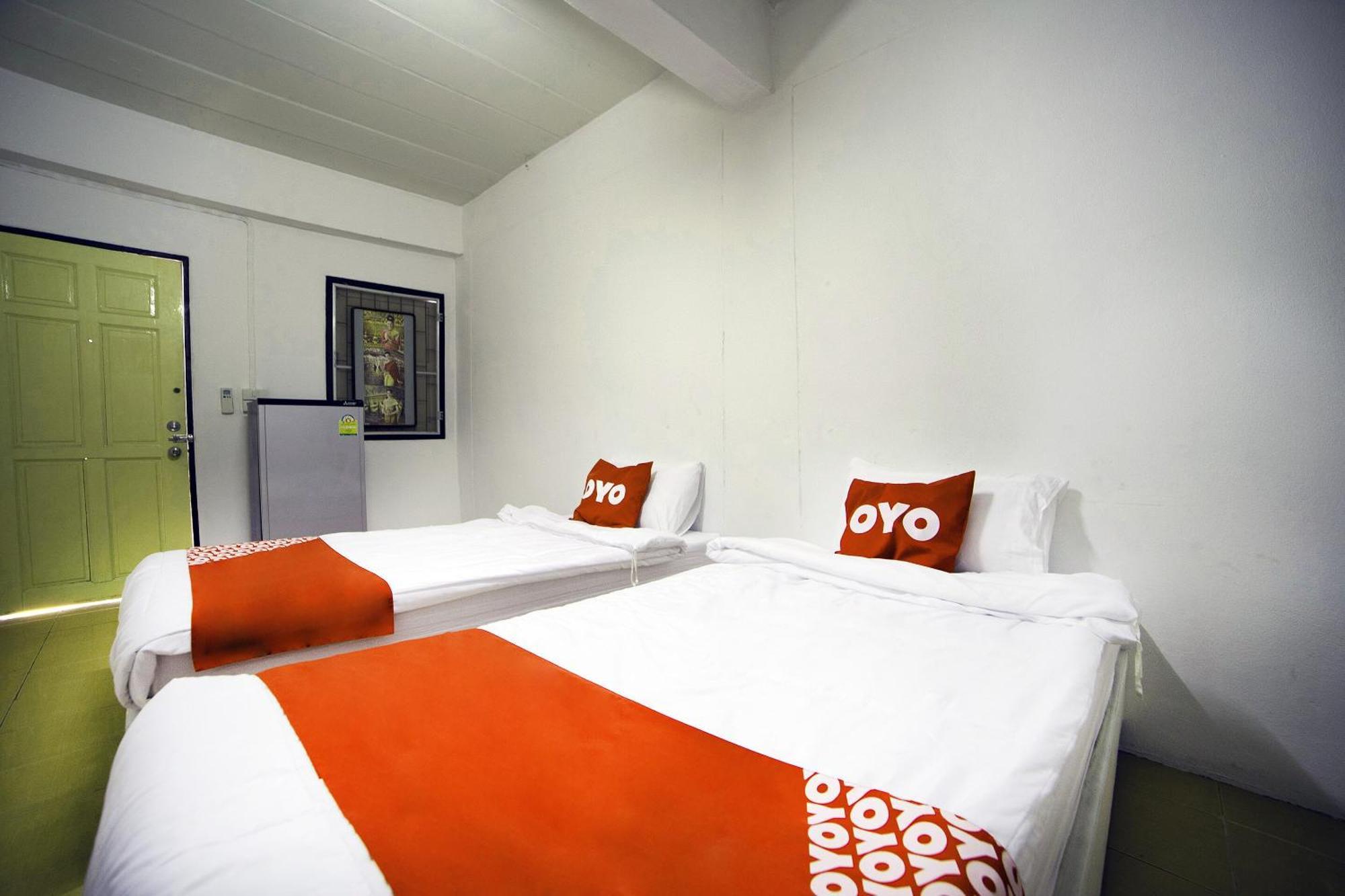 Oyo 560 Chang Hostel Suvarnabhumi Банкок Екстериор снимка